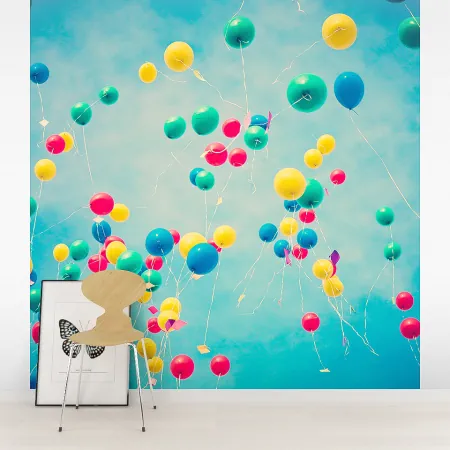 Фотообои Воздушные шары, арт. 43664, пример фотообоев на стене