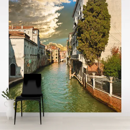 Фотообои Канал в Венеции, арт. 44231, пример фотообоев на стене
