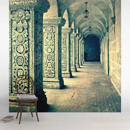 Фотообои Колоннада с рельефом, арт. 44257, пример фотообоев на стене