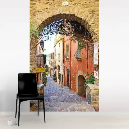 Фотообои Каменная арка в старом городе, арт. 44507, пример фотообоев на стене